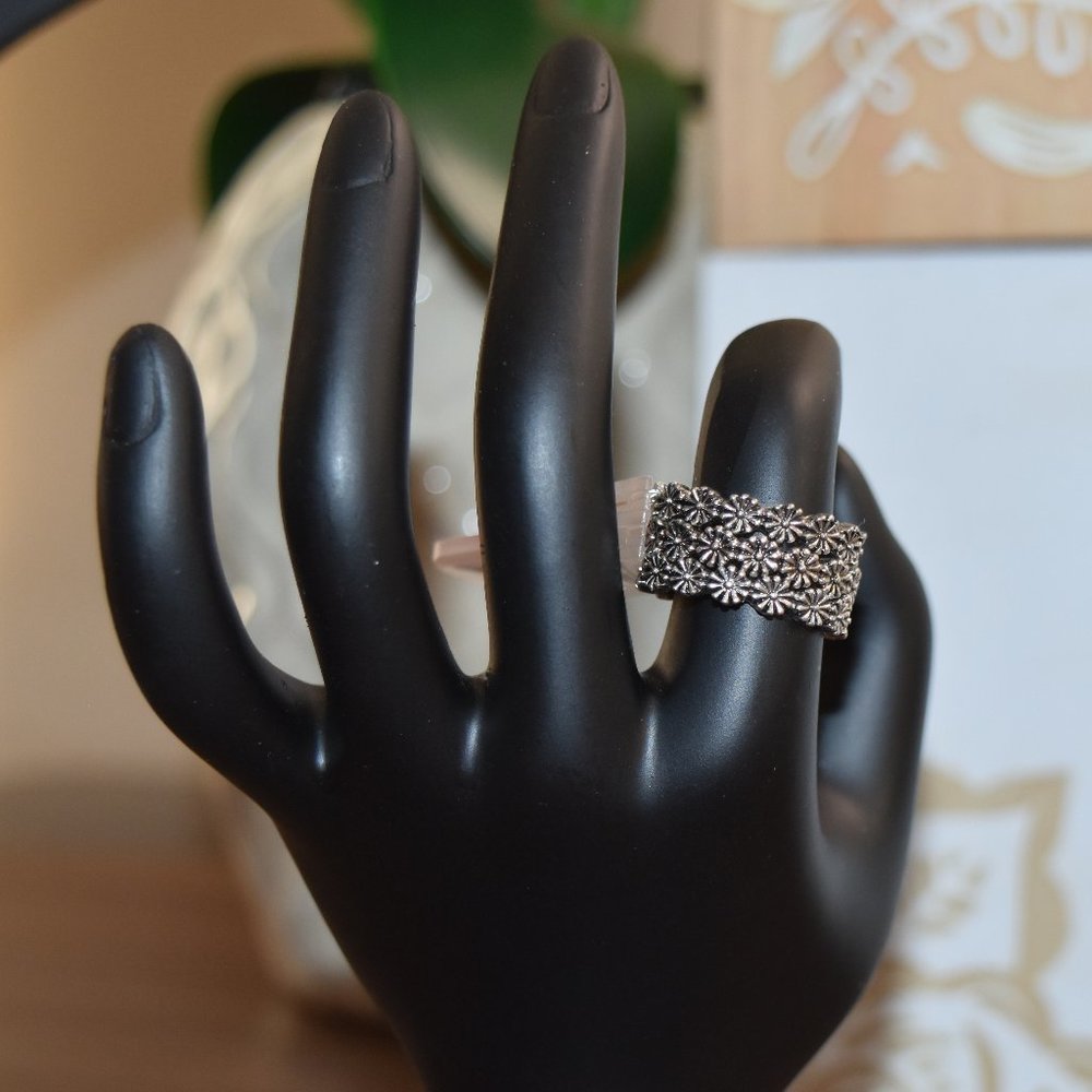 🍂 NWT Old Navy 3 Piece Flower Ring Large